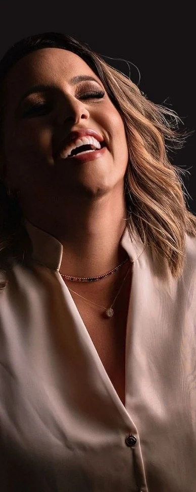 Chef Manú Chaves sorrindo
